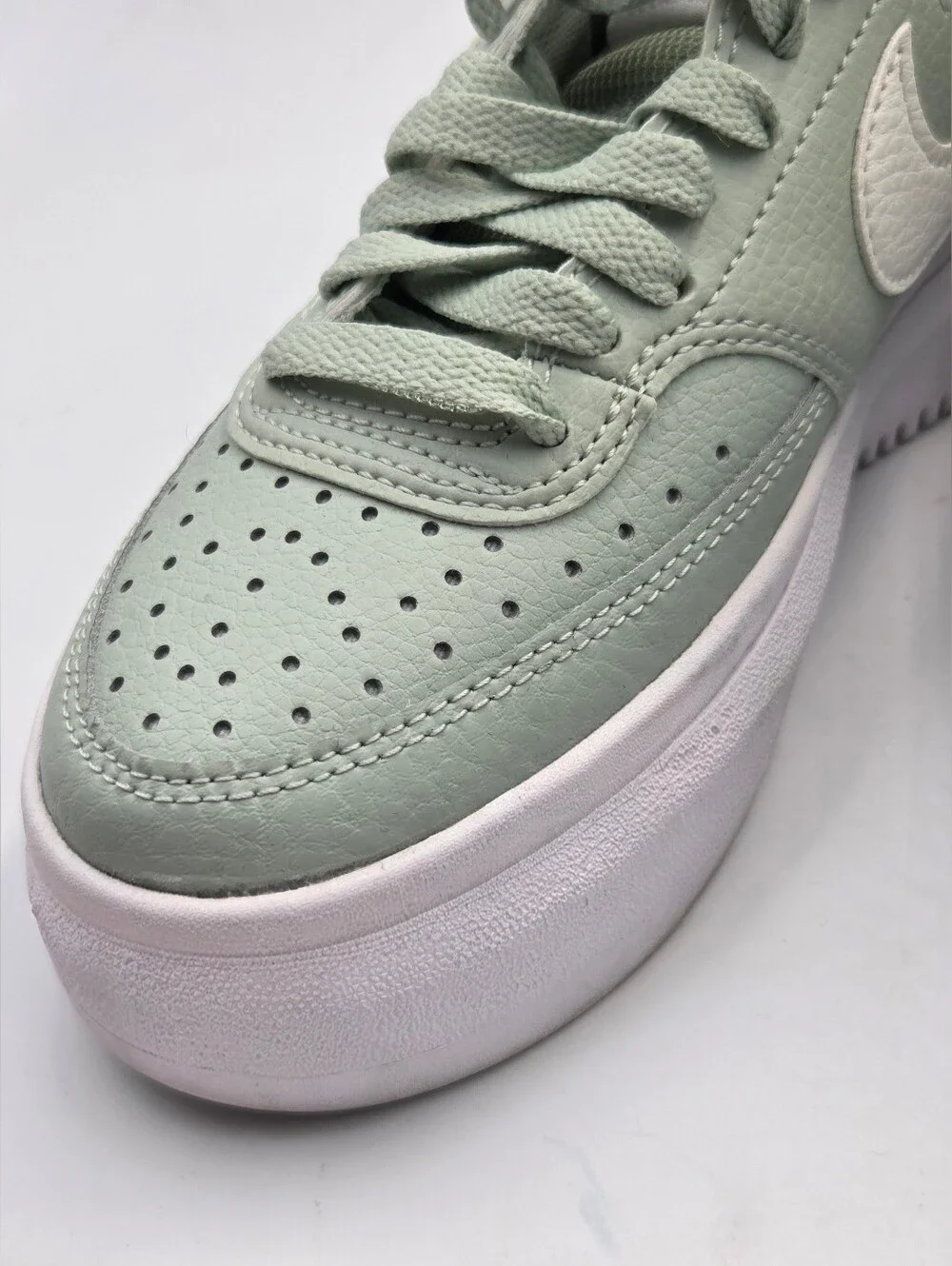 NIKE Air Force